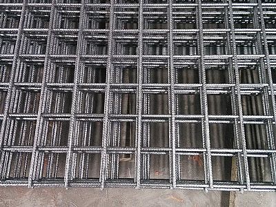 赵县钢筋焊接网片在混凝土施工中比较高的稳定度