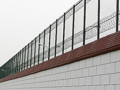 新建监狱护栏网